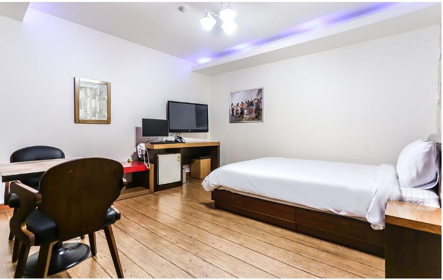 Crystal Motel Каннын Экстерьер фото